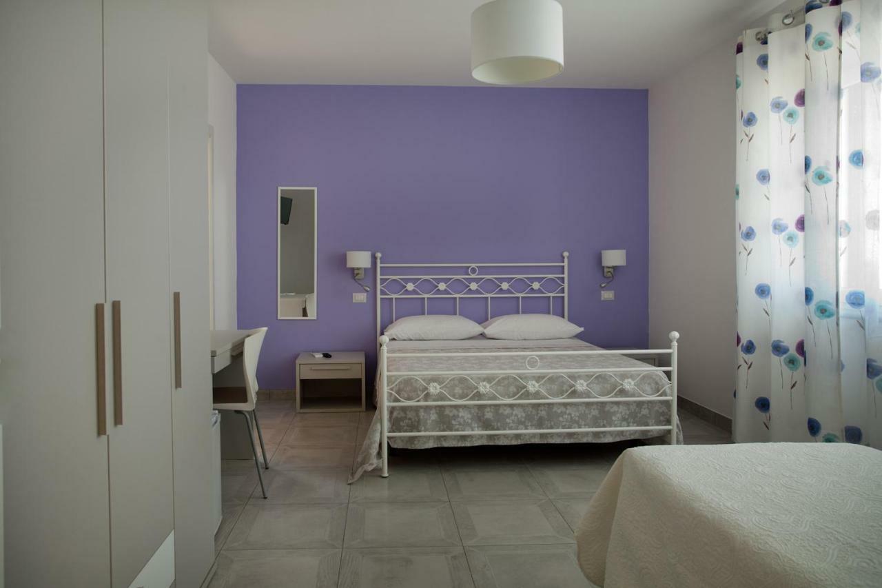 B&B A Due Passi Dal Mare Catona Di Reggio Calabria Zewnętrze zdjęcie