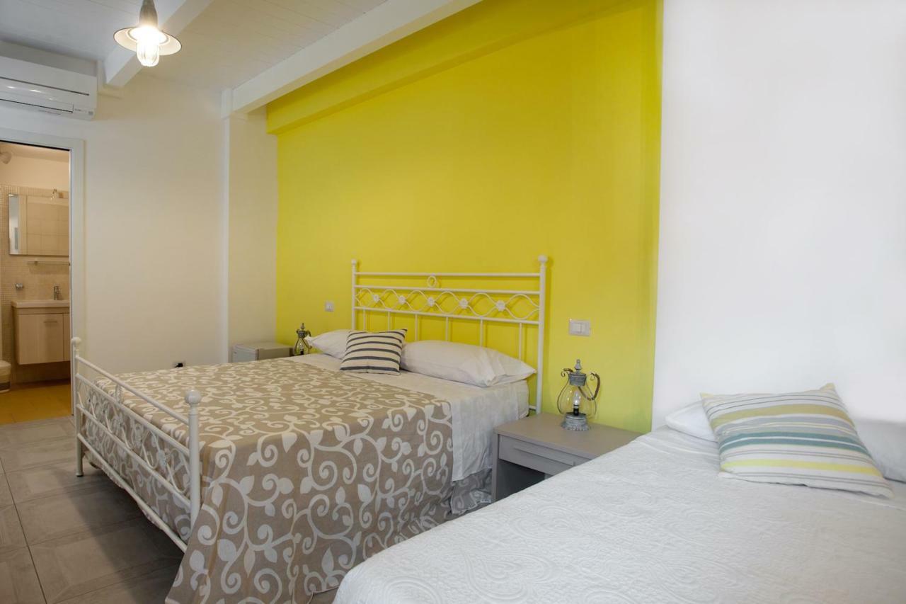 B&B A Due Passi Dal Mare Catona Di Reggio Calabria Zewnętrze zdjęcie