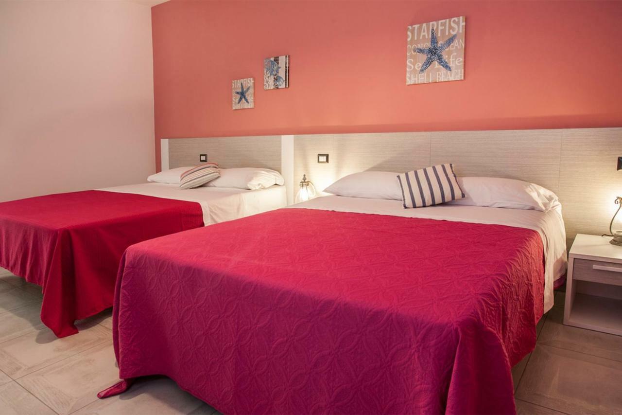 B&B A Due Passi Dal Mare Catona Di Reggio Calabria Zewnętrze zdjęcie